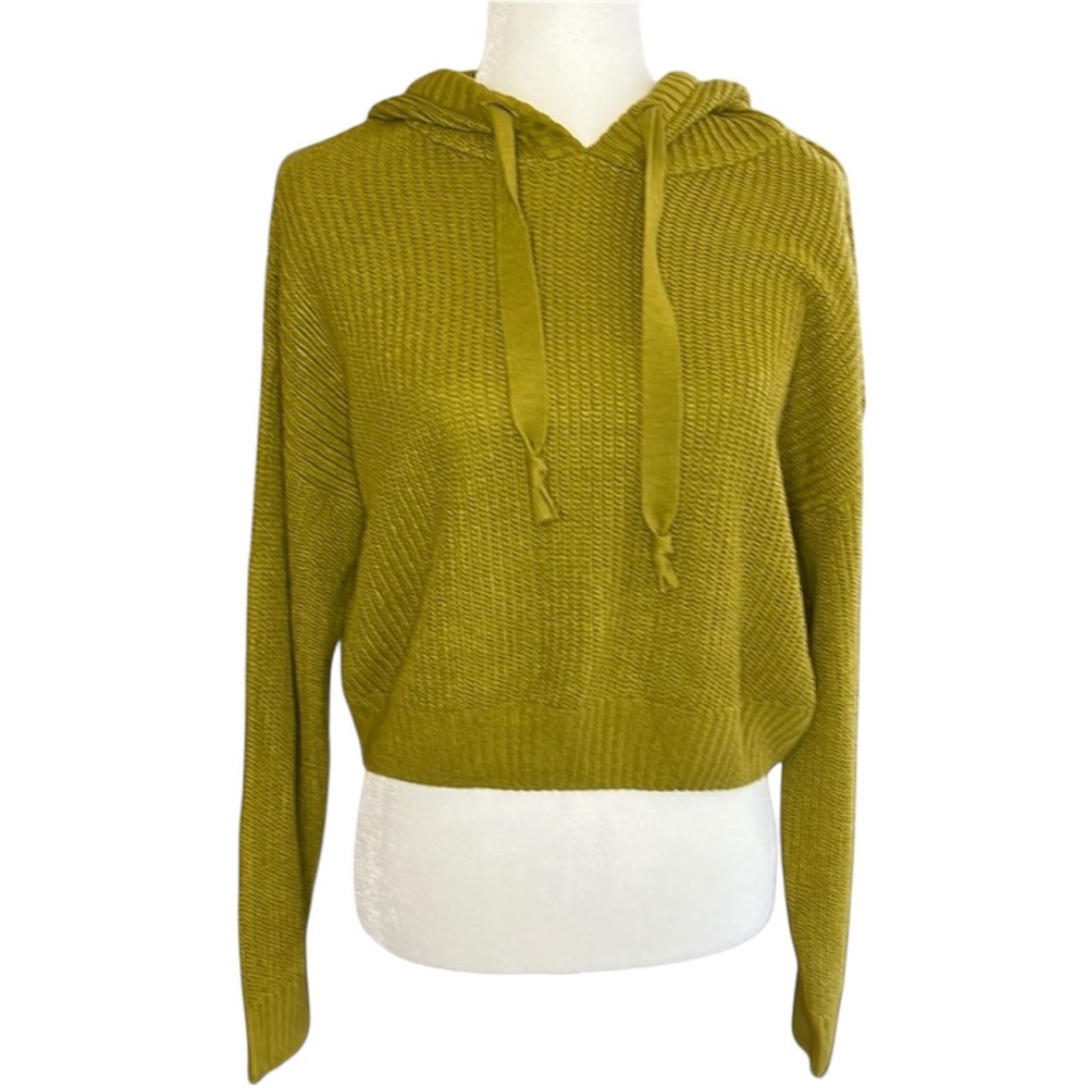 Cropped Sweater Hoodie. Size medium.